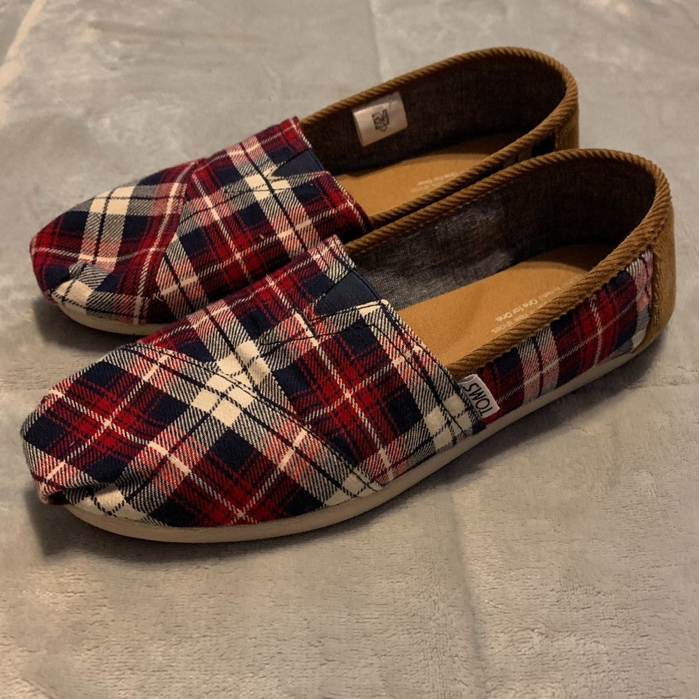 Size 8.5 Plaid RW&B Toms
